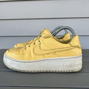Nike Women’s Size 8 Air Force 1 Sage Low Topaz Shoes Leather Sneakers Platform